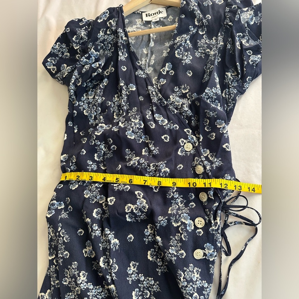 Rouje Wrap Dress S XS 36 Blue Floral Side Buttons Midi Length - Picture 2 of 9